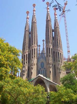 Barcelona Eixample, Sagrada Familia iPod MP3 Audio Walking Tour